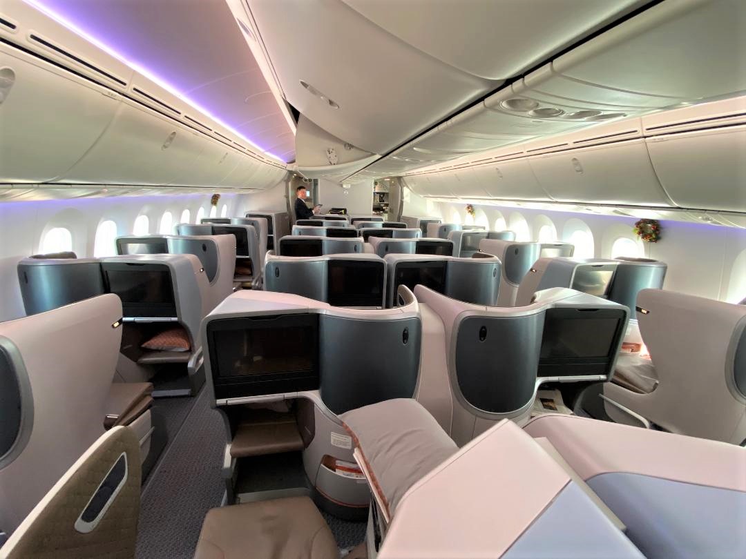 Singapore Airlines B787-10 Business Class Cabin