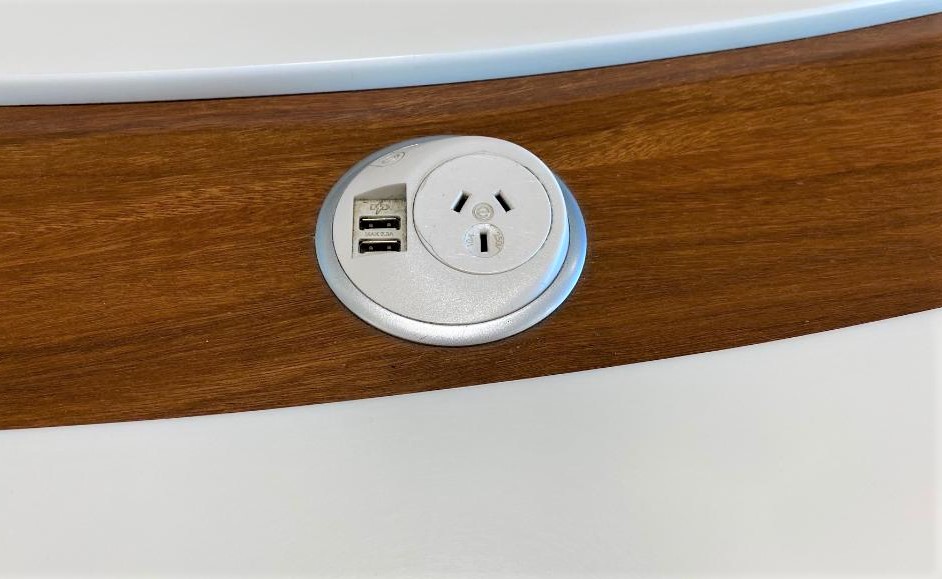 Power & USB Outlet, Virgin Australia Lounge - Perth Airport