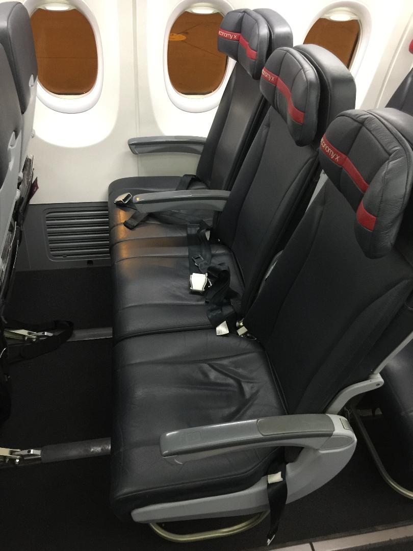Virgin Australia B-737 economy X seats