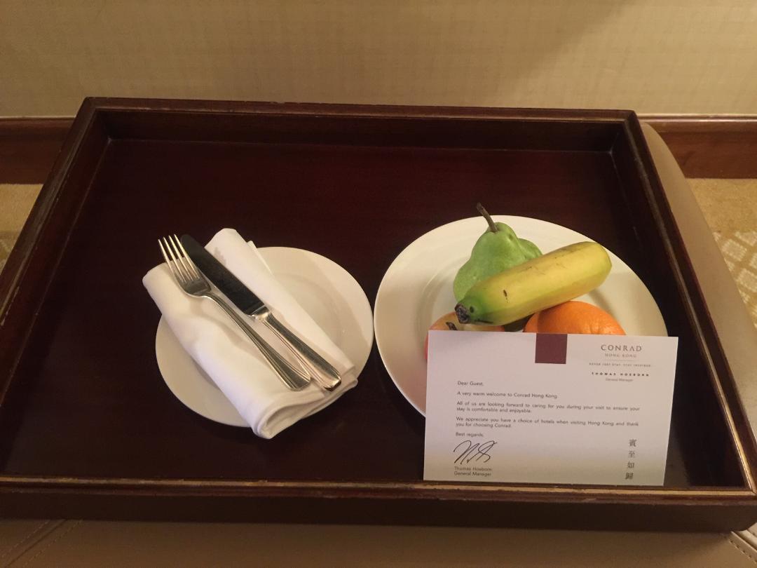 Fruit Platter & Welcome Note