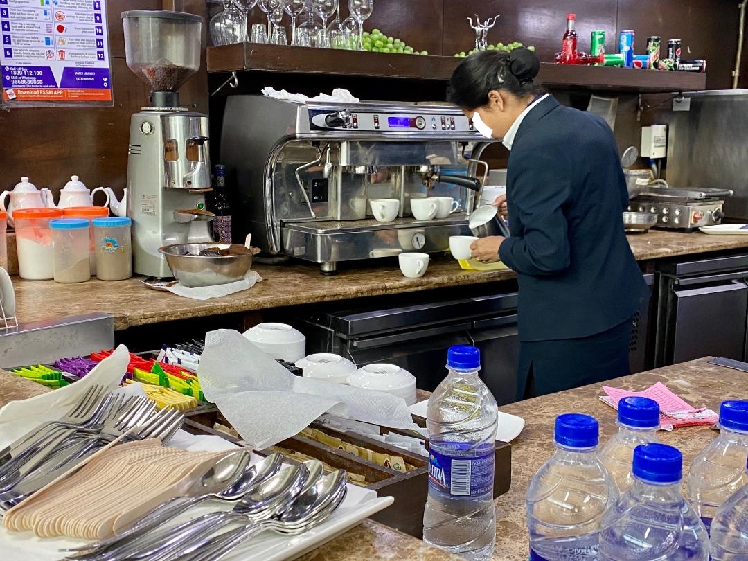 Bar/Cafe at Amex Lounge Delhi Airport