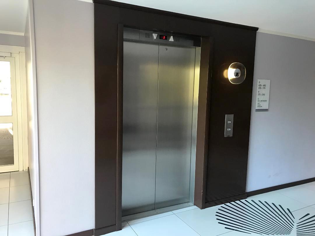 Lift, Le Meridien Noumea