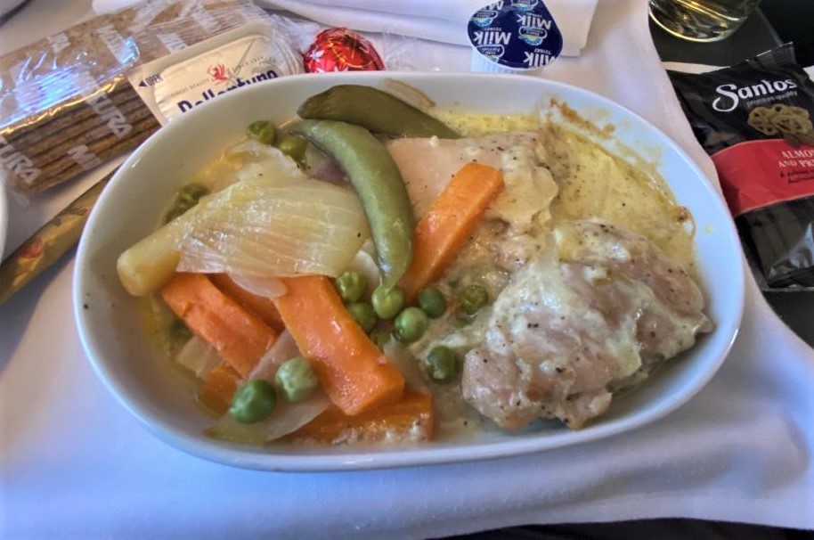 Qantas B-737 Business Class Chicken