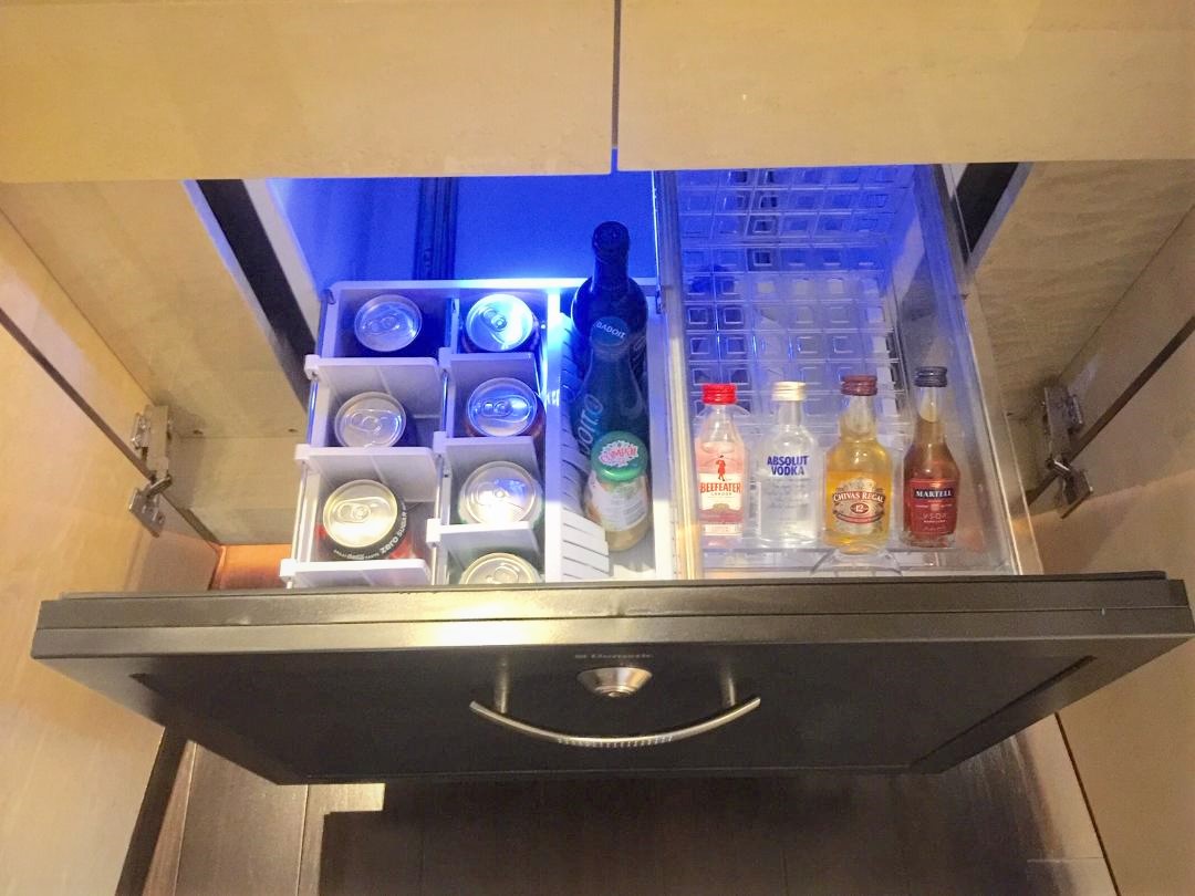 JW Marriott Macau, Executive Suite Mini-bar