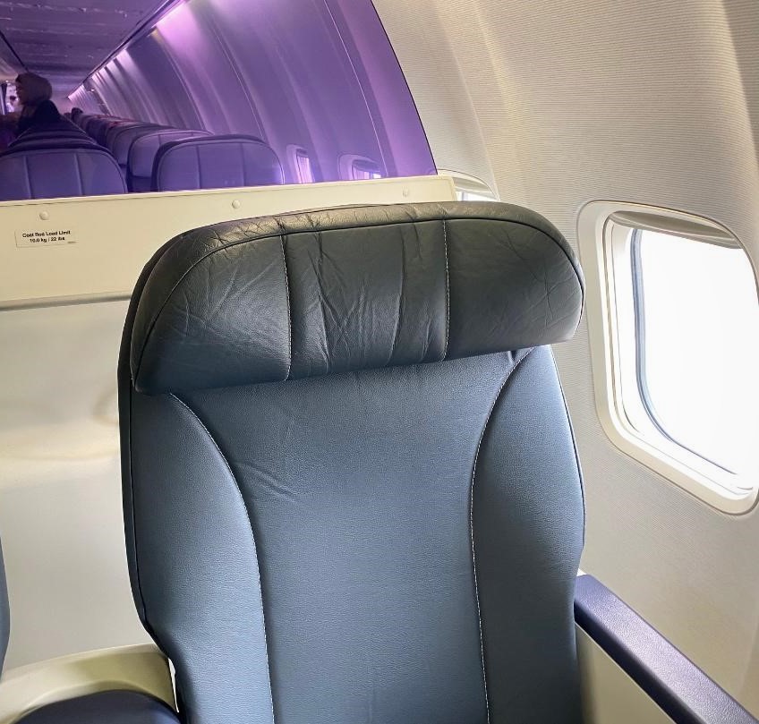 Rex B-737 Business Class Seat