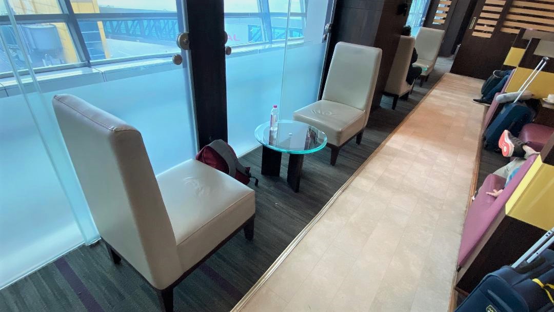 Seating, Air Vistara Lounge Delhi Airport