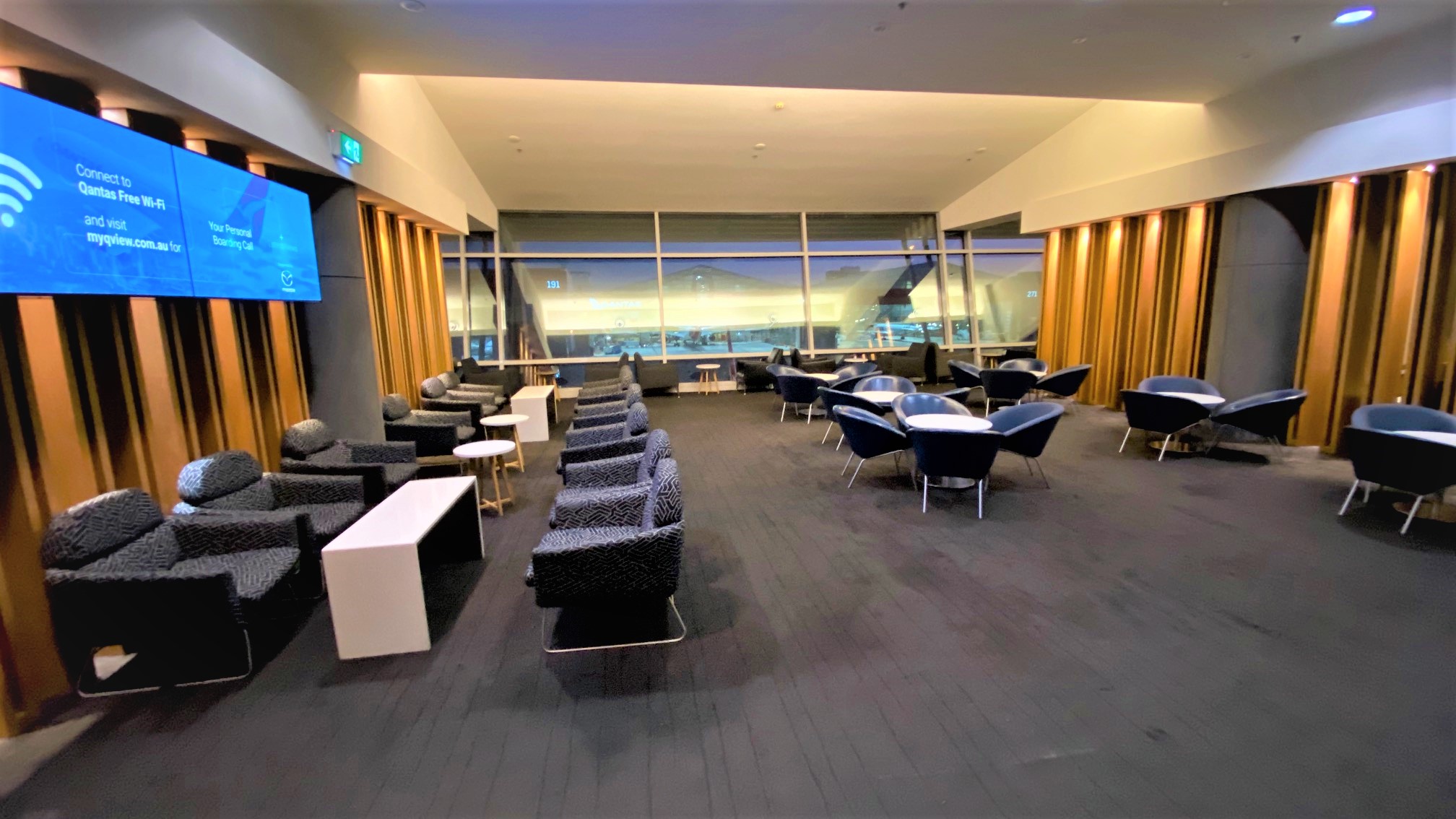 Seating, Qantas Domestic Business Lounge - Sydney Airport