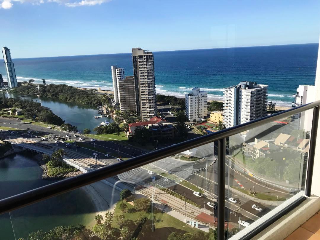 Surfers Paradise Marriott, Views from the balcony