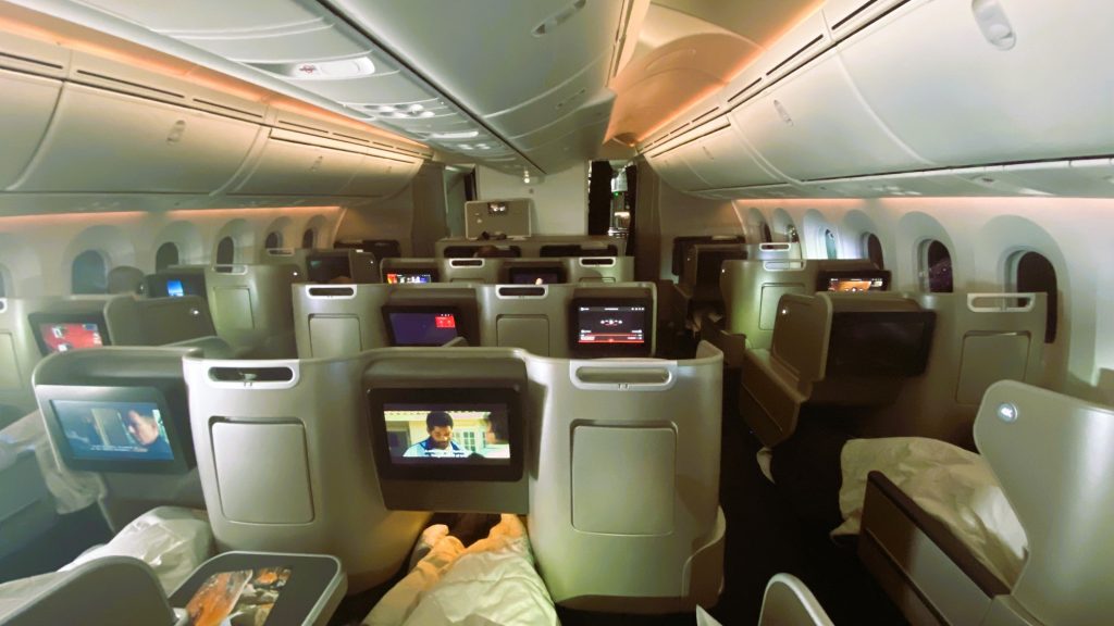 Earn 70,000 Qantas Points with Citi Ready Credit Promotion pointsHq